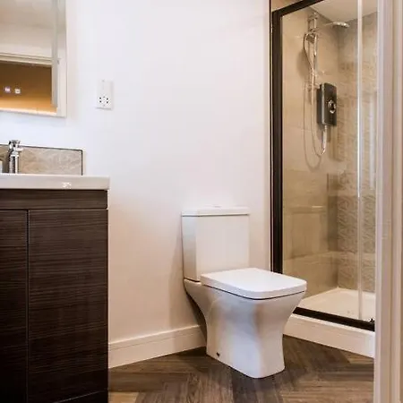 Modern 1-Bed Studio 1D Close To Royal Infirmary & Dmu Leicester Exterior photo